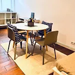 -Mi Casa Es Su Casa-